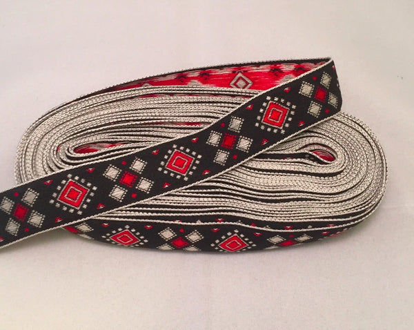 Vintage Jacquard Ribbon - Black Red & White Diamonds Geometric – Prism  Fabrics & Crafts