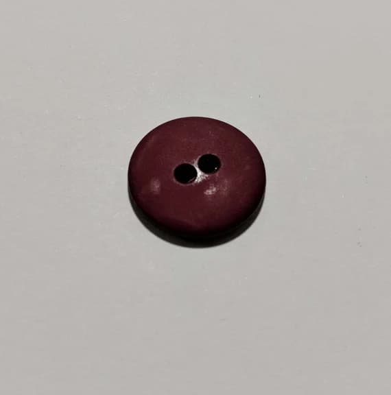 wine none - Wine Round 2 Hole Plastic Button - 20mm / 3/4 inch - Dill Buttons - Set of 4