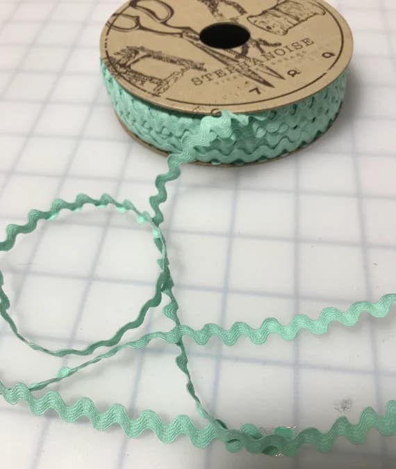 mint none - Mint Ric Rac Trim made in France 3/8" wide x 3 yards