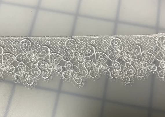 white lace - White Border Butterfly - Guipure Bridal Lace (1-1/4" wide)