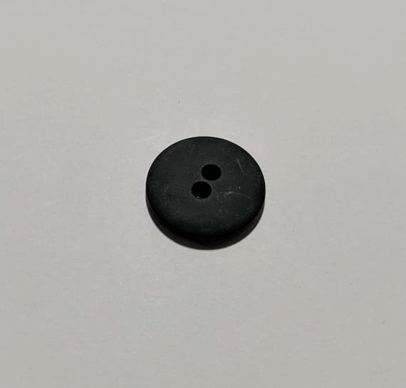 hunter none - Hunter Green Round 2 Hole Plastic Button - 20mm / 3/4 inch - Dill Buttons - Set of 4