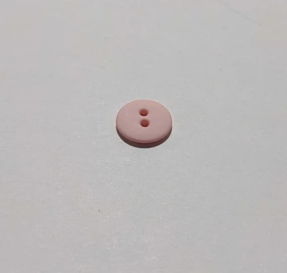 pink none - Pink Round 2 Hole Plastic Button - 13mm / 1/2 inch - Dill Buttons - Set of 4