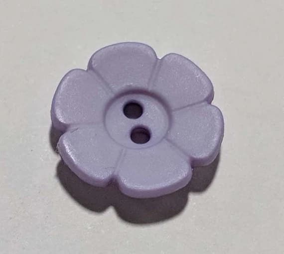 lavender none - lavender Daisy Flower Plastic Button - 15mm / 5/8 inch - Dill Buttons - Set of 4