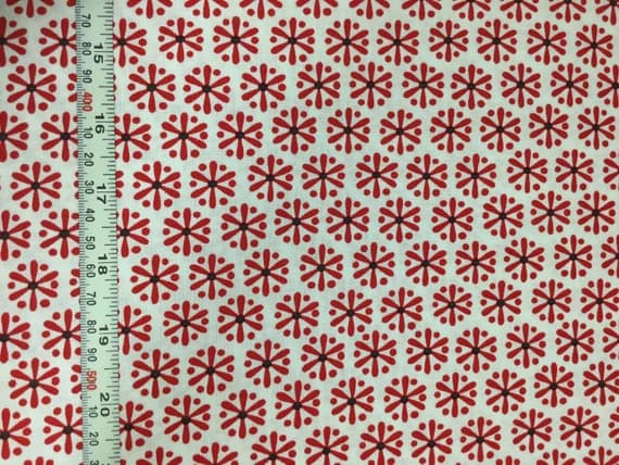 red cotton fabric - Benartex - Knitty Kitty Jax Snowflake Flower Red - Cotton Quilting Fabric