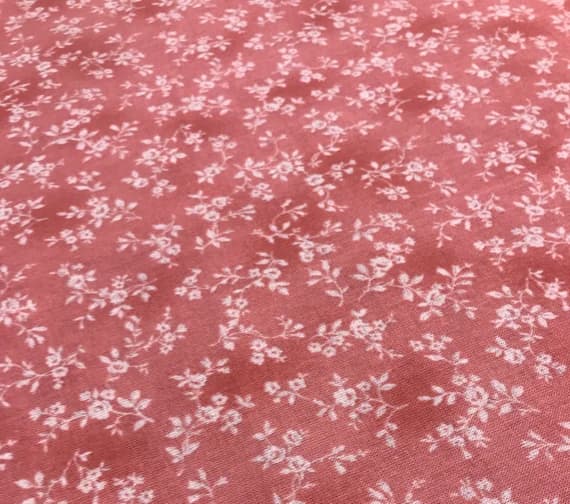 salmon cotton fabric - Flower Fields Japan White Flowers on Salmon Pink - Lecien Cotton Fabric