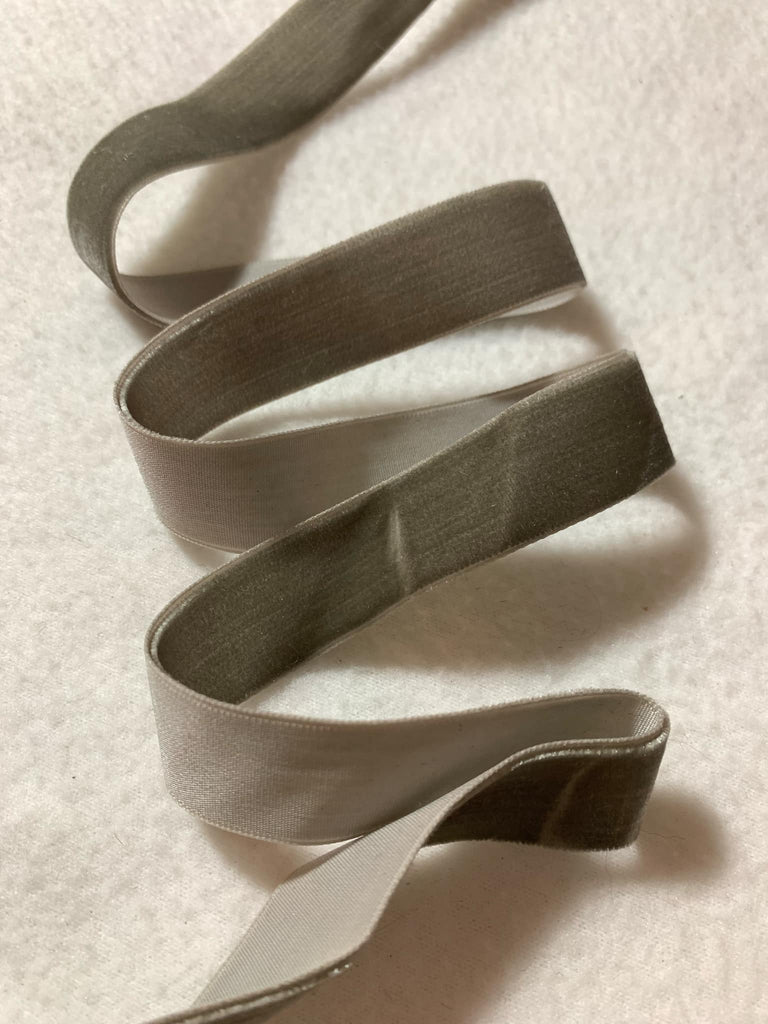 French Velvet Ribbon - Pewter Gray (3/4" wide)