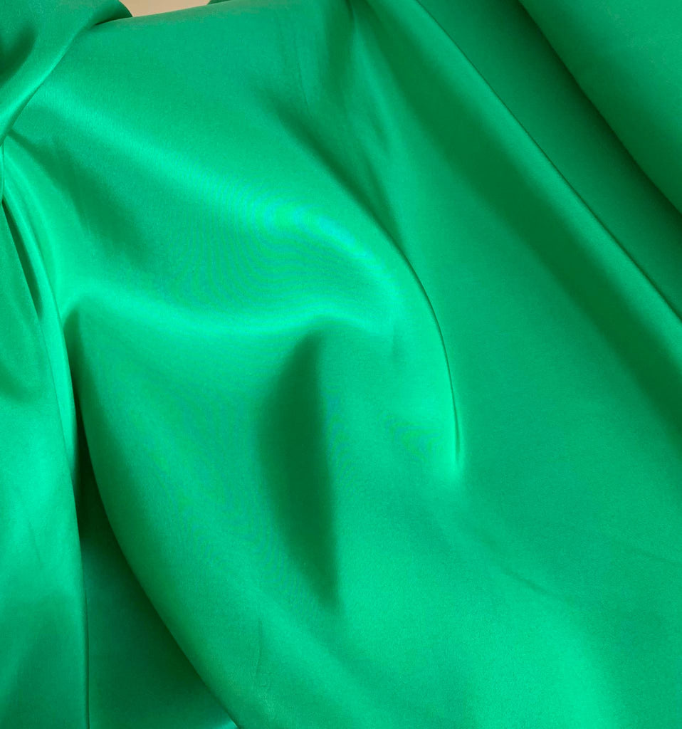 Kelly Green China Silk HABOTAI Fabric 15mm weight