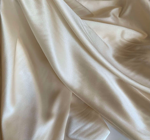 Cream - 19mm STRETCH Silk Charmeuse 14"x42" Remnant