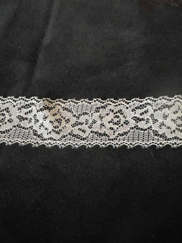 Vintage Wide White Floral Border Lace Trim 1.5" wide x 3 Yards