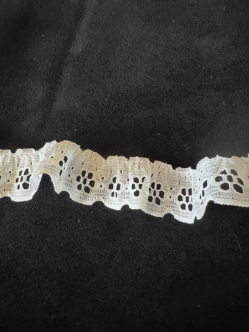 Vintage White Eyelet Ruffle Border Lace Trim 1" wide x 2.75 Yards