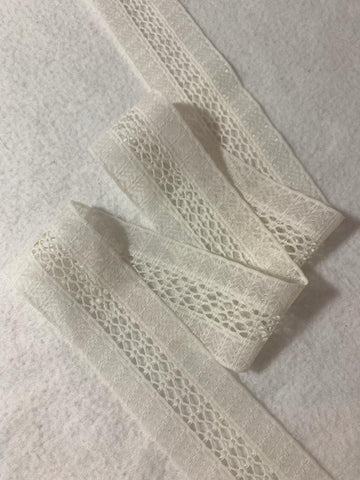 Vintage Insertion Lace Trim Ivory 1-5/8" wide x 2 Yards