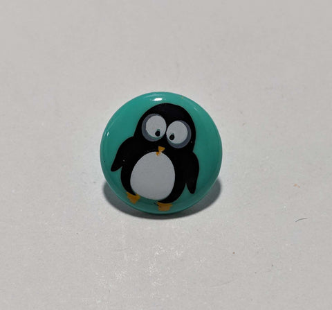 Penguin Plastic Button - 15mm / 5/8 inch - Dill Buttons
