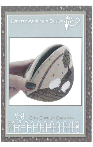 Cosy Cottage Capsule Purse/Pouch - Lynette Anderson Designs Pattern